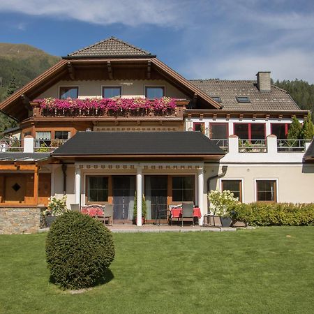 Lungau Apartment - Ferienwohnung Haus Esl Hintergöriach エクステリア 写真