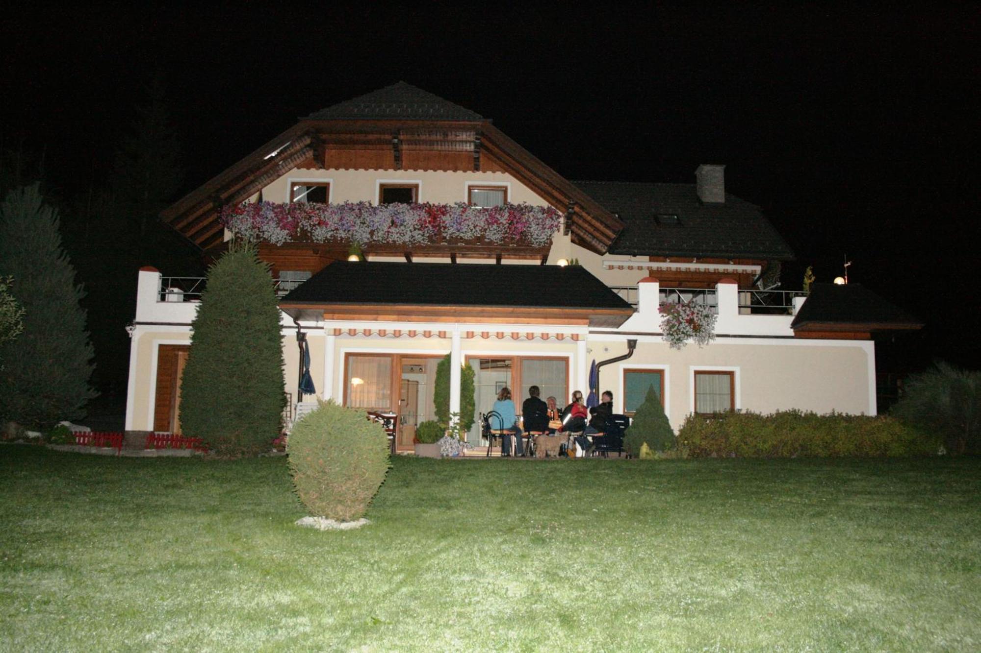 Lungau Apartment - Ferienwohnung Haus Esl Hintergöriach エクステリア 写真