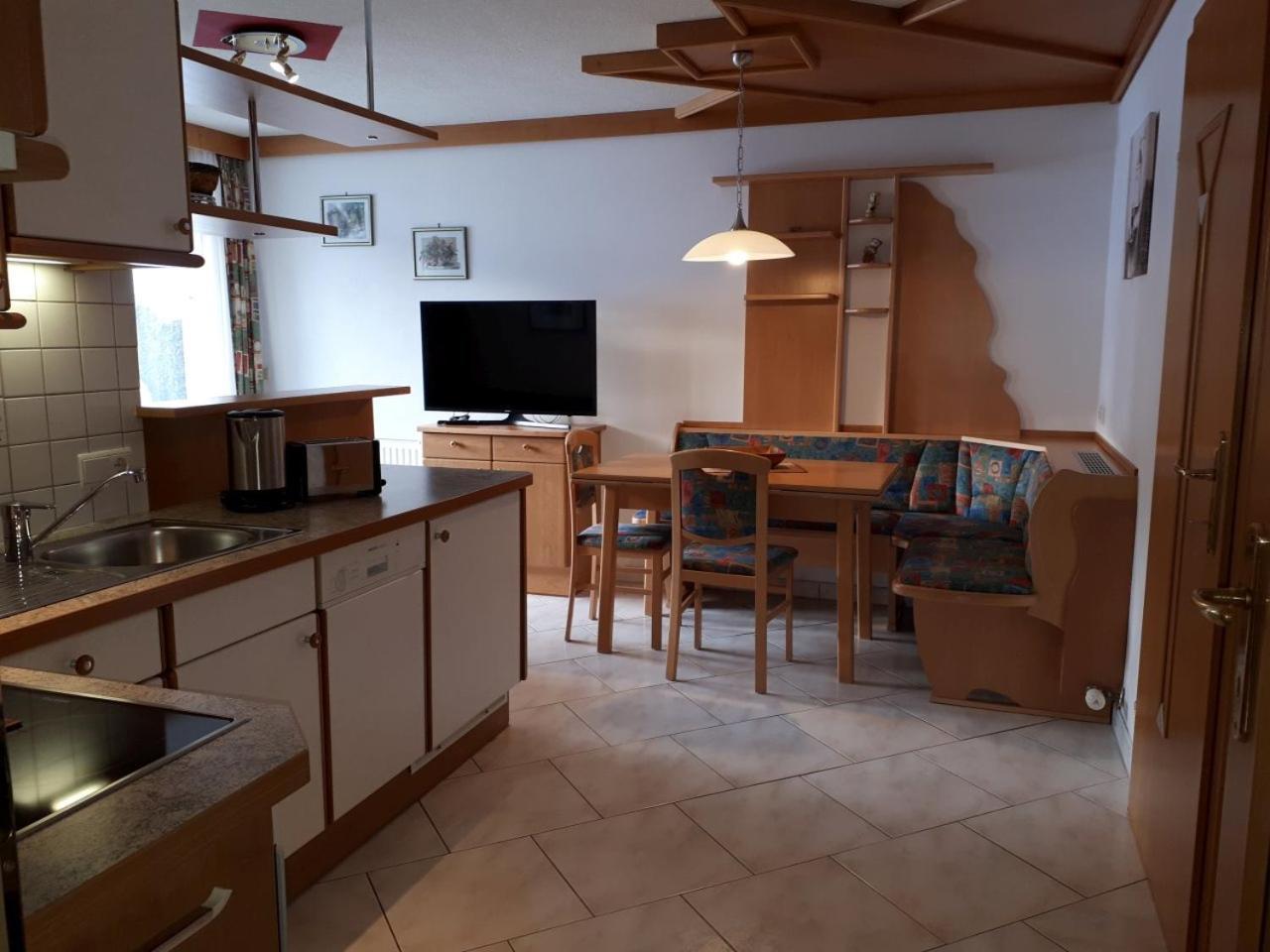 Lungau Apartment - Ferienwohnung Haus Esl Hintergöriach エクステリア 写真